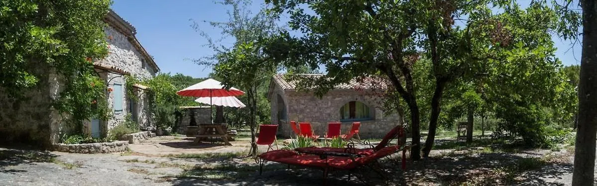 Holiday home Hebergement Insolite En Pleine Nature & Piscine 2 A 11 P - Gites Les Princes A Lanas